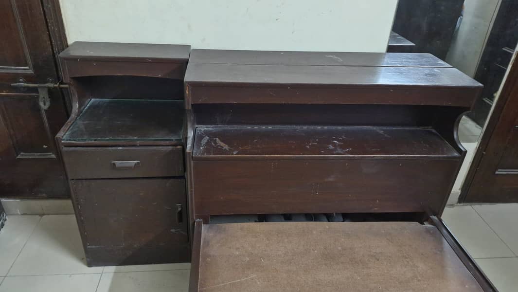 Pure Wood Bed Set with 2 Side Tables 3