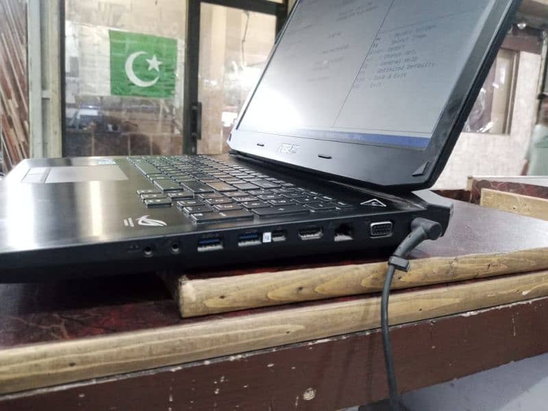 ASUS ROG GAMING LAPTOP 2