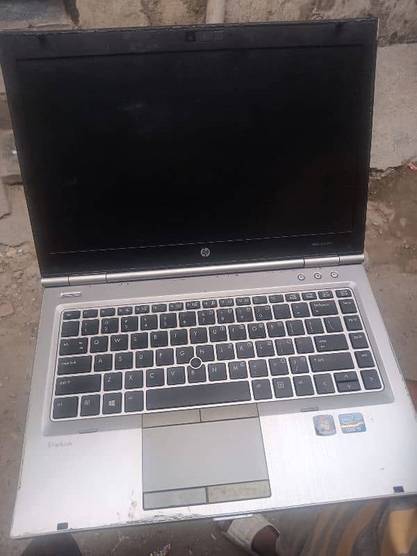 Hp laptop 4/gb ram exchange with good mobile 0