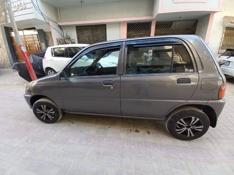 Daihatsu Cuore 2007 6