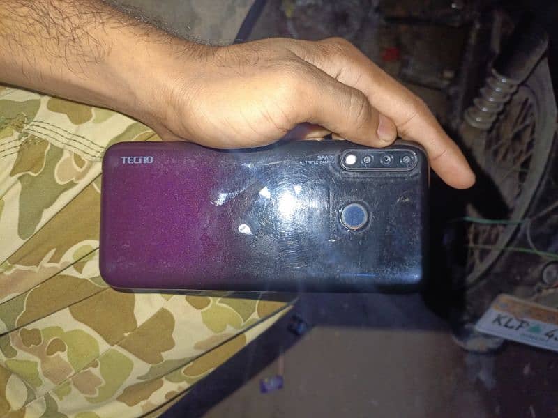 tecno spark 4 0
