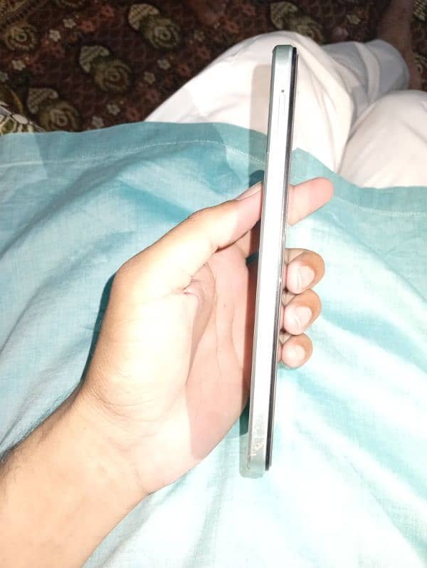 Vivo y18 3
