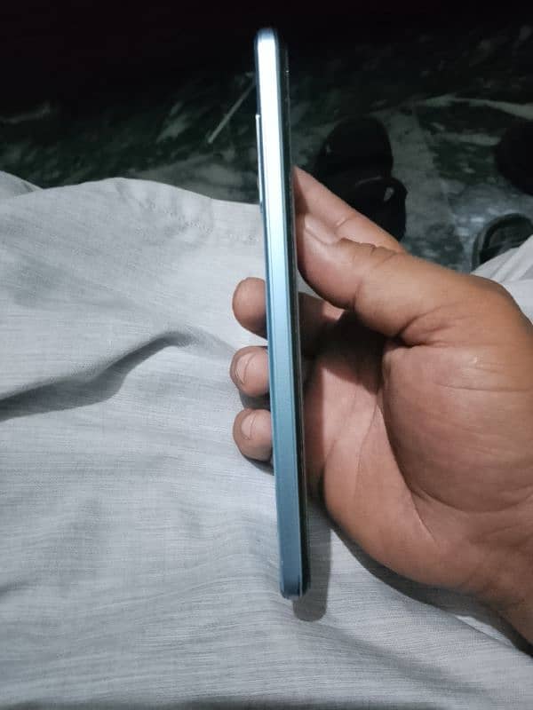 vivo y33s ma exchange possible ha  number pa rabta kar la 03024402010 4