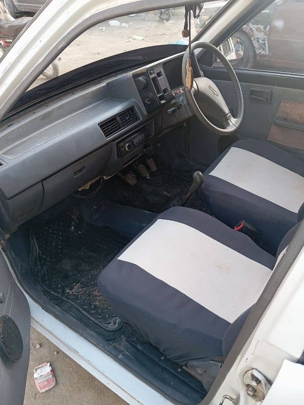 Suzuki Mehran VXR 2015 8