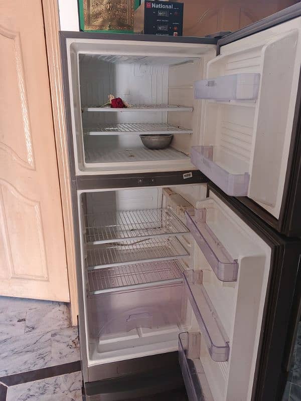 Dawlance fridge for sale best cooling 2