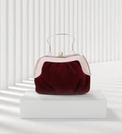 PARTY POUTCH: CLUTCH