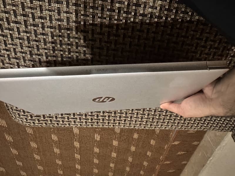 Hp laptop just like new with complete box 11th generation 2