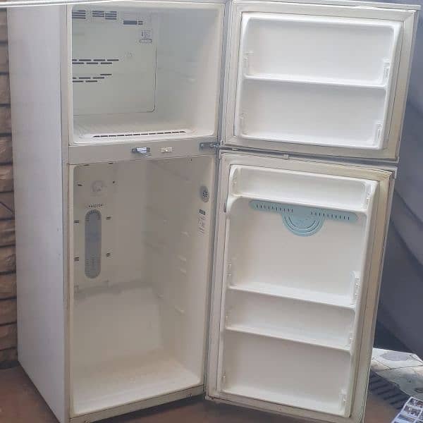Refrigerator 1