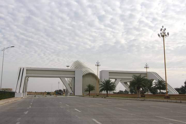 OWN A 2000 Sq Yard PLOT At PRIME Location Near THEME PARK 1.5 KM From Entrance 10