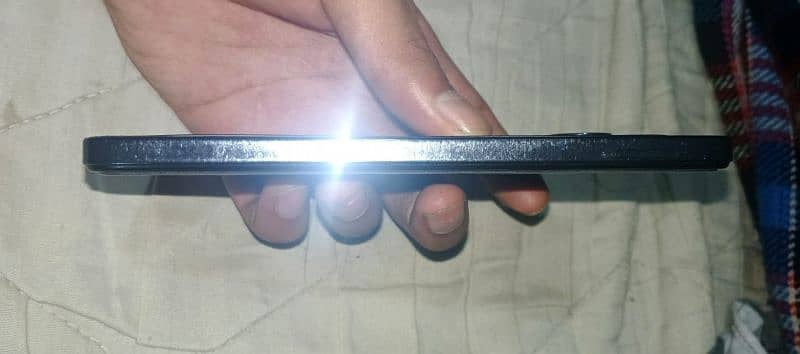 Diba charger sath ram (8+8) rom (256) gb Infinix hot40i penal change 3
