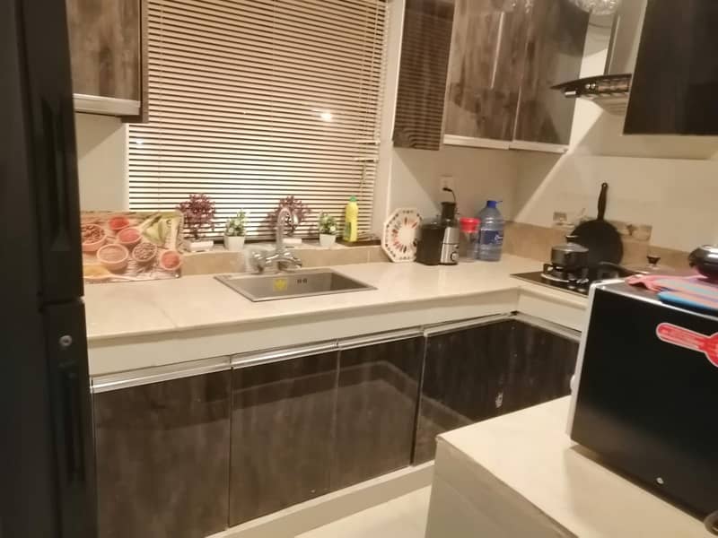 Furnished Rooms for Working women 4