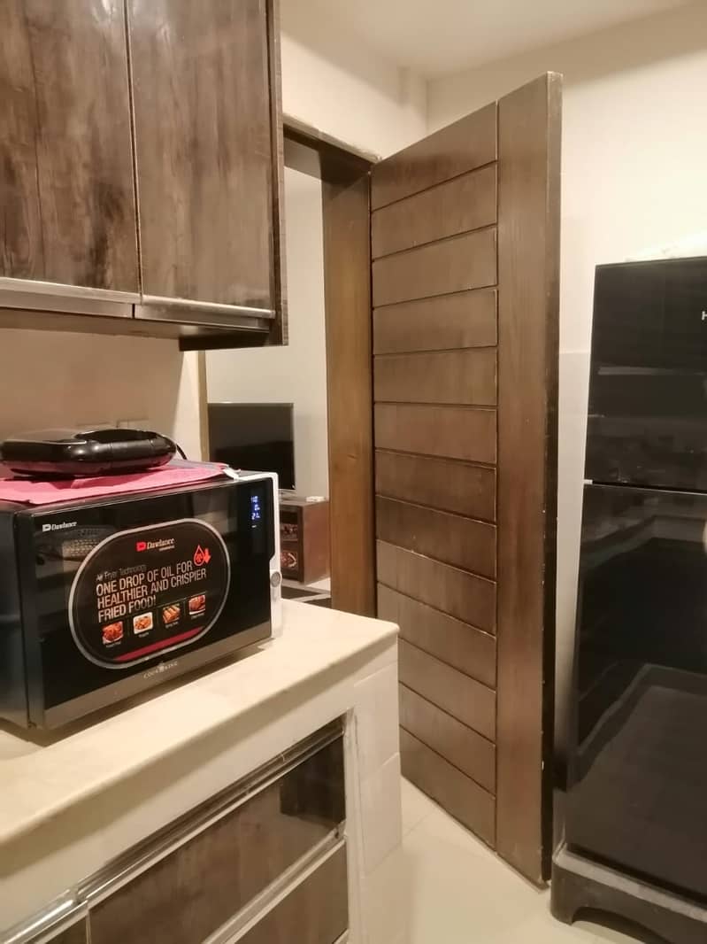 Furnished Rooms for Working women 6