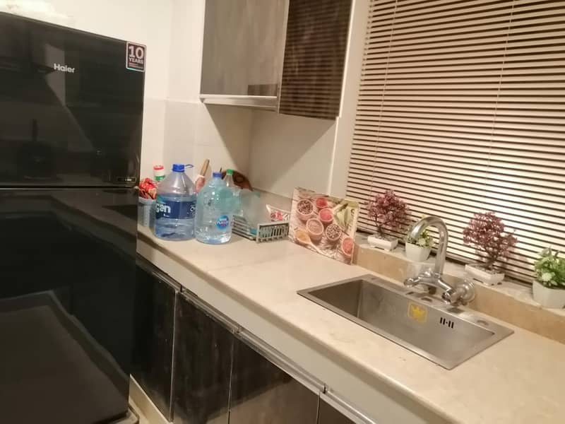 Furnished Rooms for Working women 8