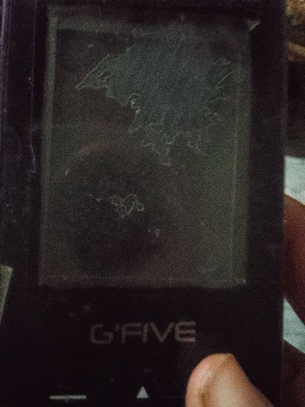 GFIVE KEYPAD PHONE 2