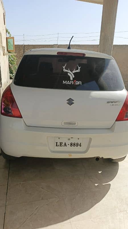 Suzuki Swift 2015 6