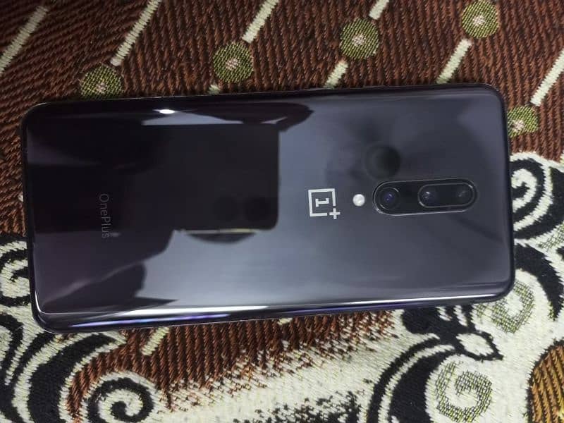 One plus 7pro edge 6/128gb condition 10 by 10 everything ok 3