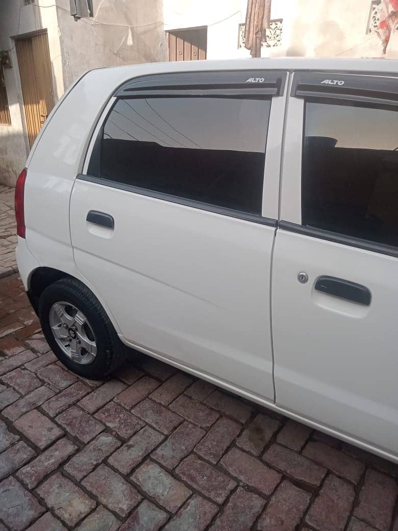 Suzuki Alto 2012 14