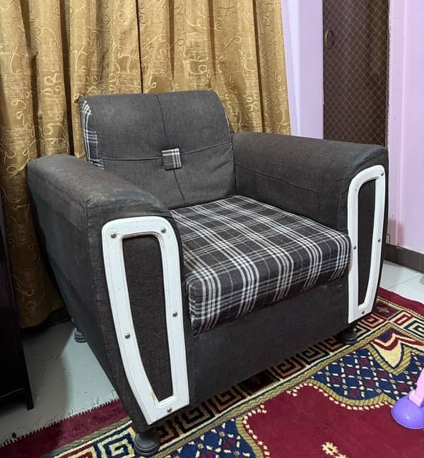 Comfortable 5-Seater Sofa set for Sale 0