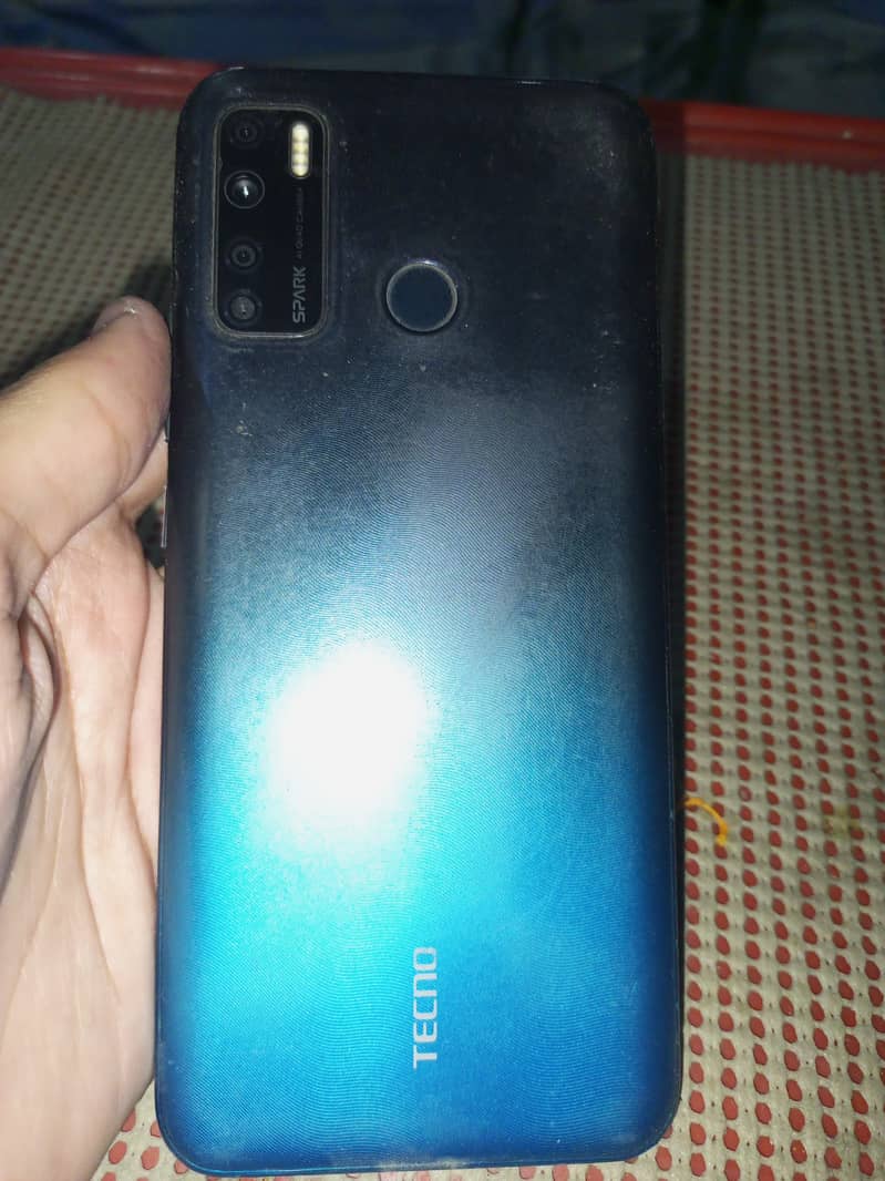 Tecno spark 5 pro 4