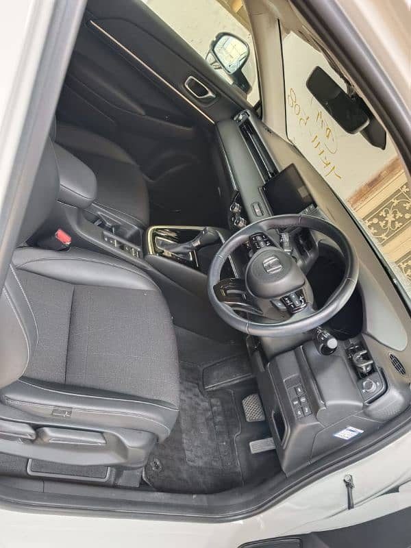 Honda Vezel 2021 1