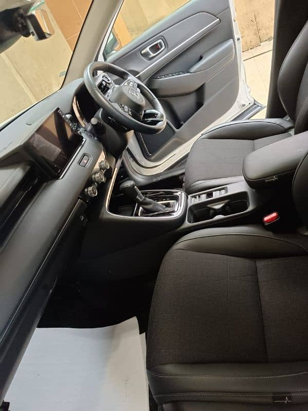 Honda Vezel 2021 11