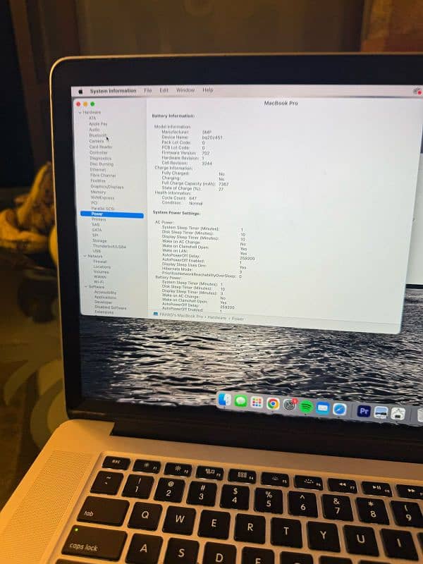 MacBook pro 2015 15 inches 7