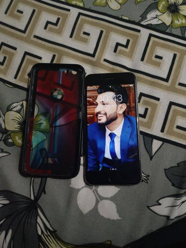 iphone 6 / 10 by 10 condition 3