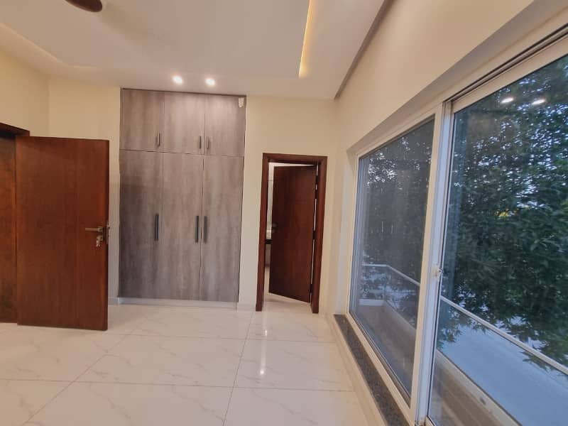5 MARLA HOUSE AVAILABLE FOR RENT IN EDEN BOULEVARD HOUSING SOCIETY collage road lahore 0