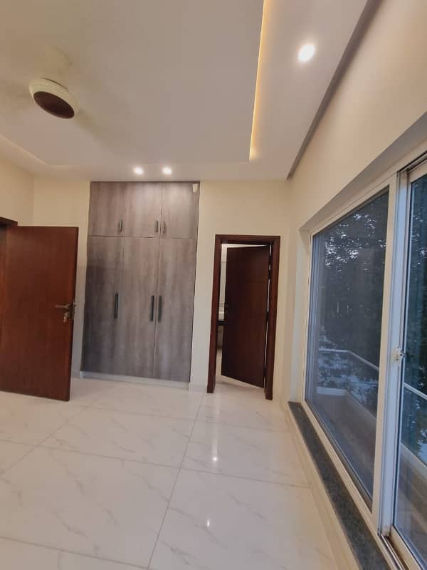 5 MARLA HOUSE AVAILABLE FOR RENT IN EDEN BOULEVARD HOUSING SOCIETY collage road lahore 10