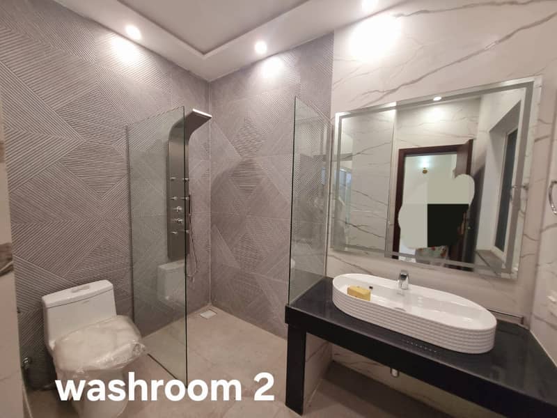 5 MARLA HOUSE AVAILABLE FOR RENT IN EDEN BOULEVARD HOUSING SOCIETY collage road lahore 11