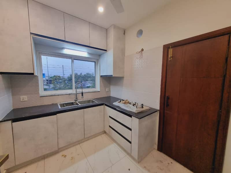5 MARLA HOUSE AVAILABLE FOR RENT IN EDEN BOULEVARD HOUSING SOCIETY collage road lahore 14