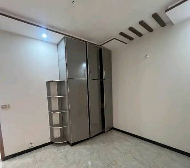 Double Storey 900 Square Feet House For sale In Al Hafeez Garden - Phase 5 Lahore 4