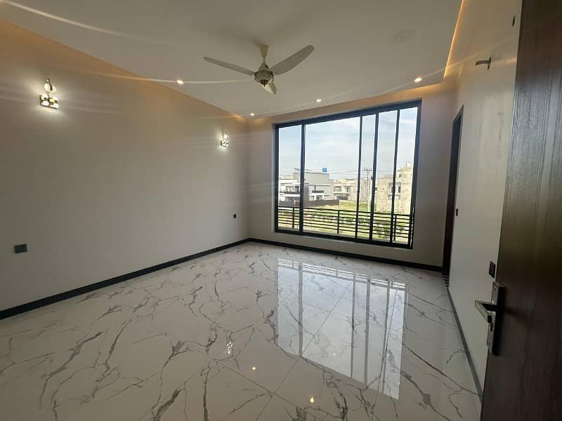 Prime Location Lahore Medical Housing Society Upper Portion Sized 1 Kanal Is Available 0