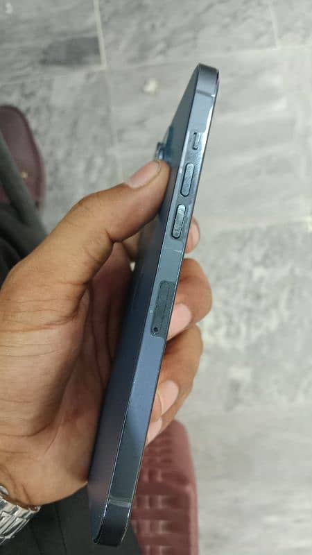 I Phone 12 Pro Max 7
