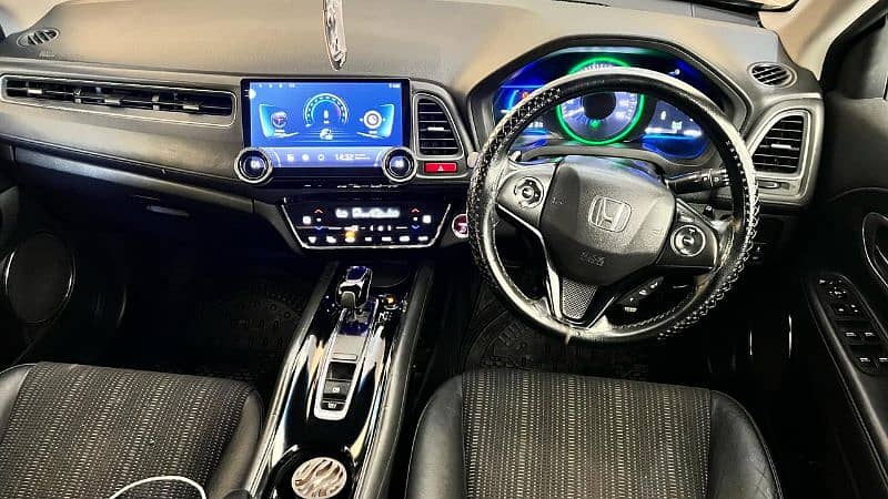 Honda Vezel 2015 4