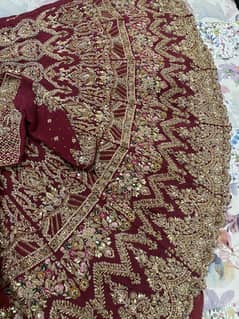 I want to sale my lehnga full heavy work.