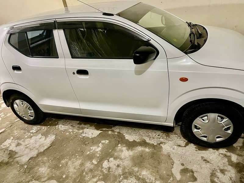Suzuki Alto 2024 VXR Like a brand New Car 4