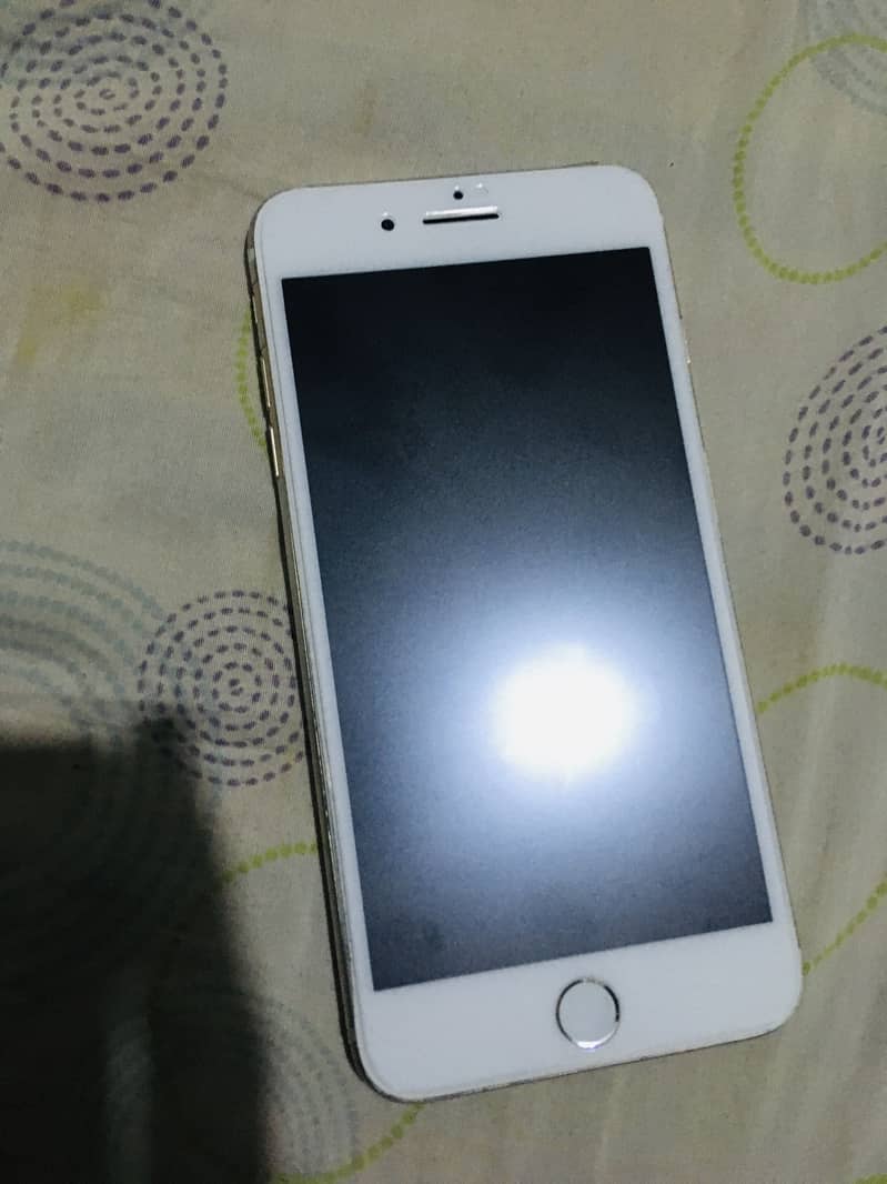 Hey i am selling my iphone 7plus pta aproved 1