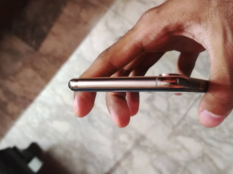 Iphone Xs Max 5