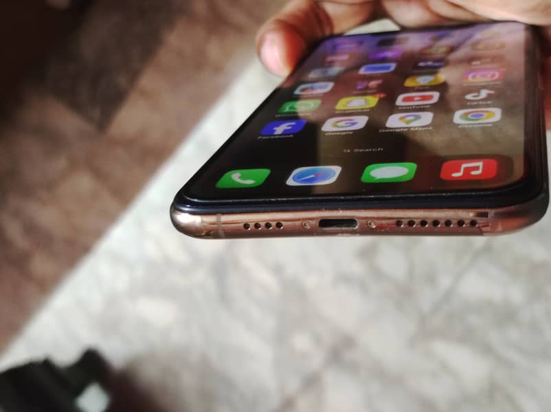 Iphone Xs Max 6