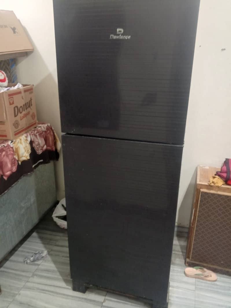 Dawlance refrigerator medium size 1