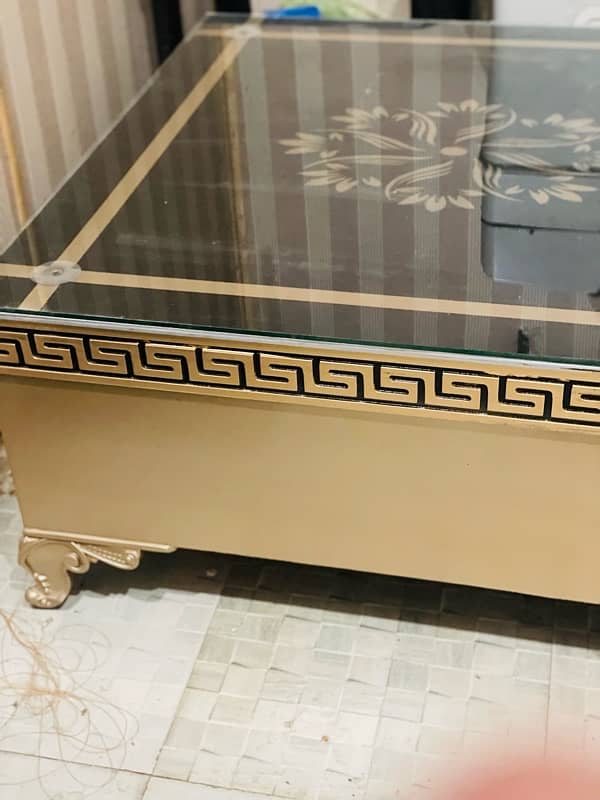 New table for sale 0