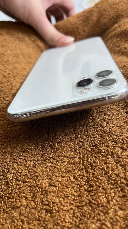 iphone 11 pro max PTA Approved 1