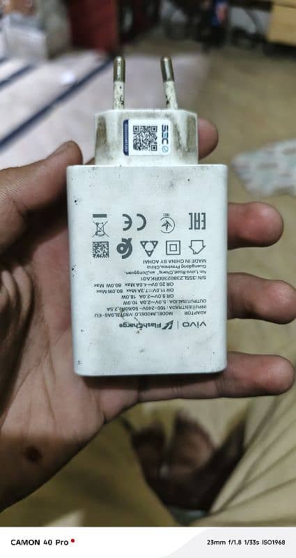 orginal vivo adapter 80.0W Max 0