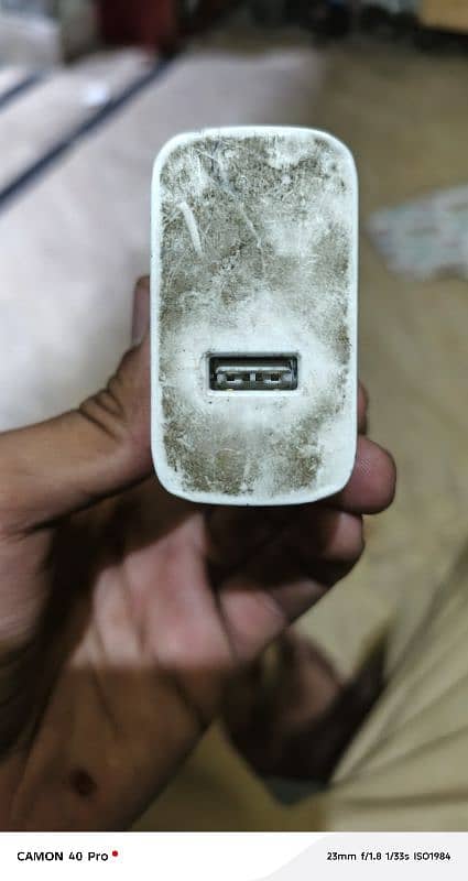 orginal vivo adapter 80.0W Max 4