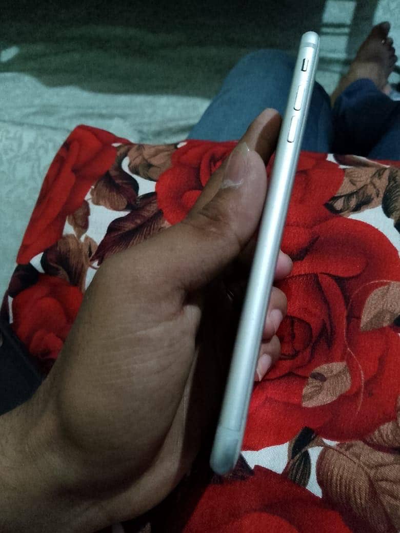 i phone 7 plus 128gb pta aproved 5