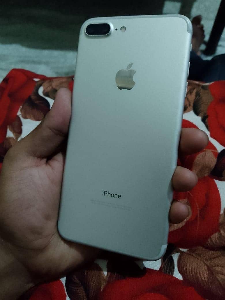 i phone 7 plus 128gb pta aproved 7