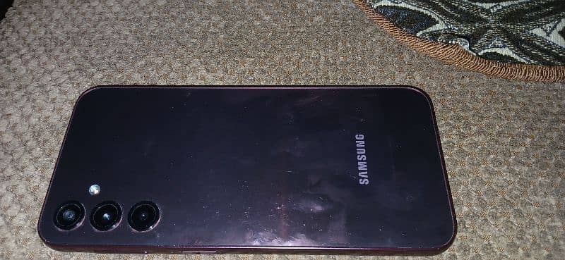 Samsung phone for sale (good price) 0