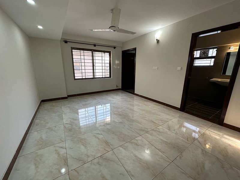 3 bedroom apartment available in Askari 14 Rawalpindi 7