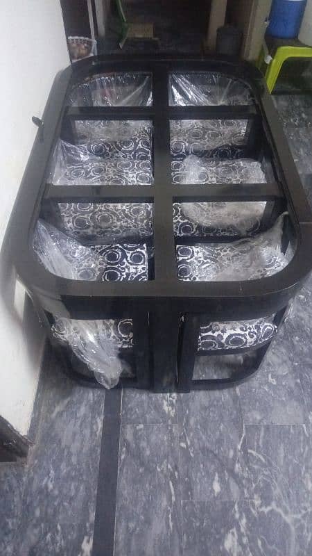 Dning table with six chairs 2